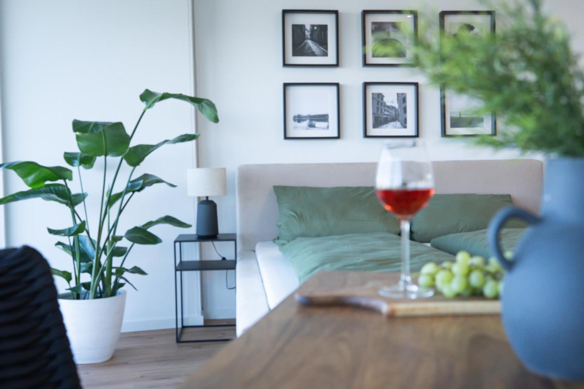 Helles Apartment Mit Tollem Blick Ueber Аугсбург Экстерьер фото